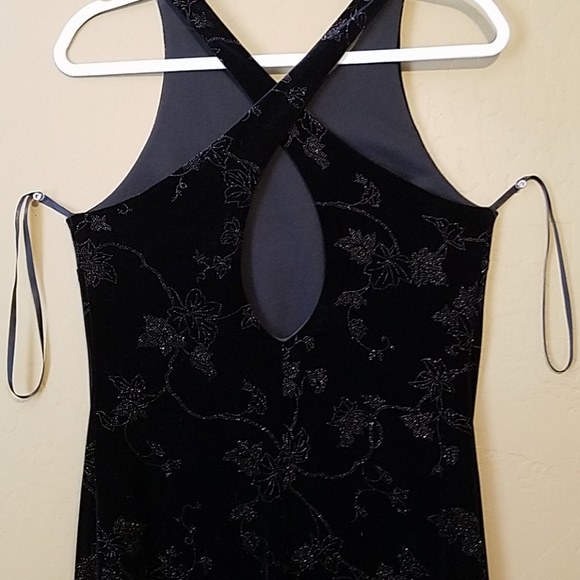 Hampton Niles evening gow - Picture 3 of 6